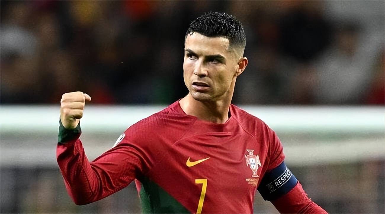 C罗连续三场比赛得分超过战术调整，德国队不断突破！比赛高潮迭起的简单介绍