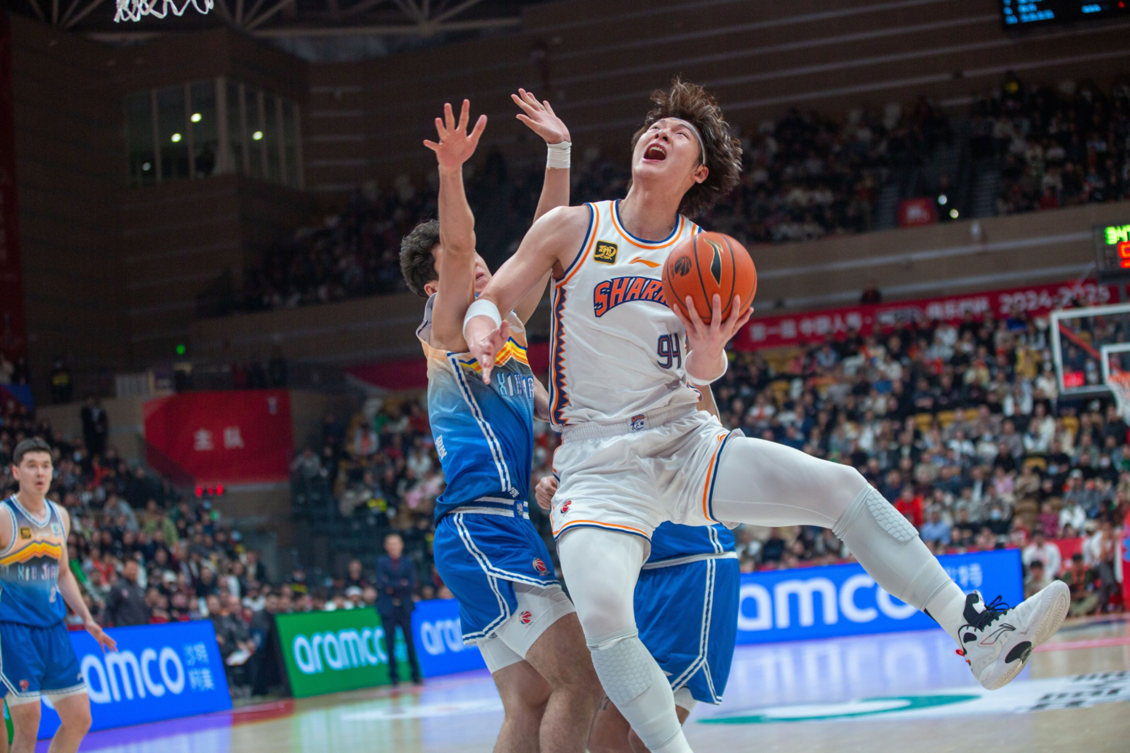 英雄联盟攻略-丹佛掘金发布备战花絮，清晨篮板制胜，CBA季后赛任务艰巨，赛季目标并未改变的简单介绍