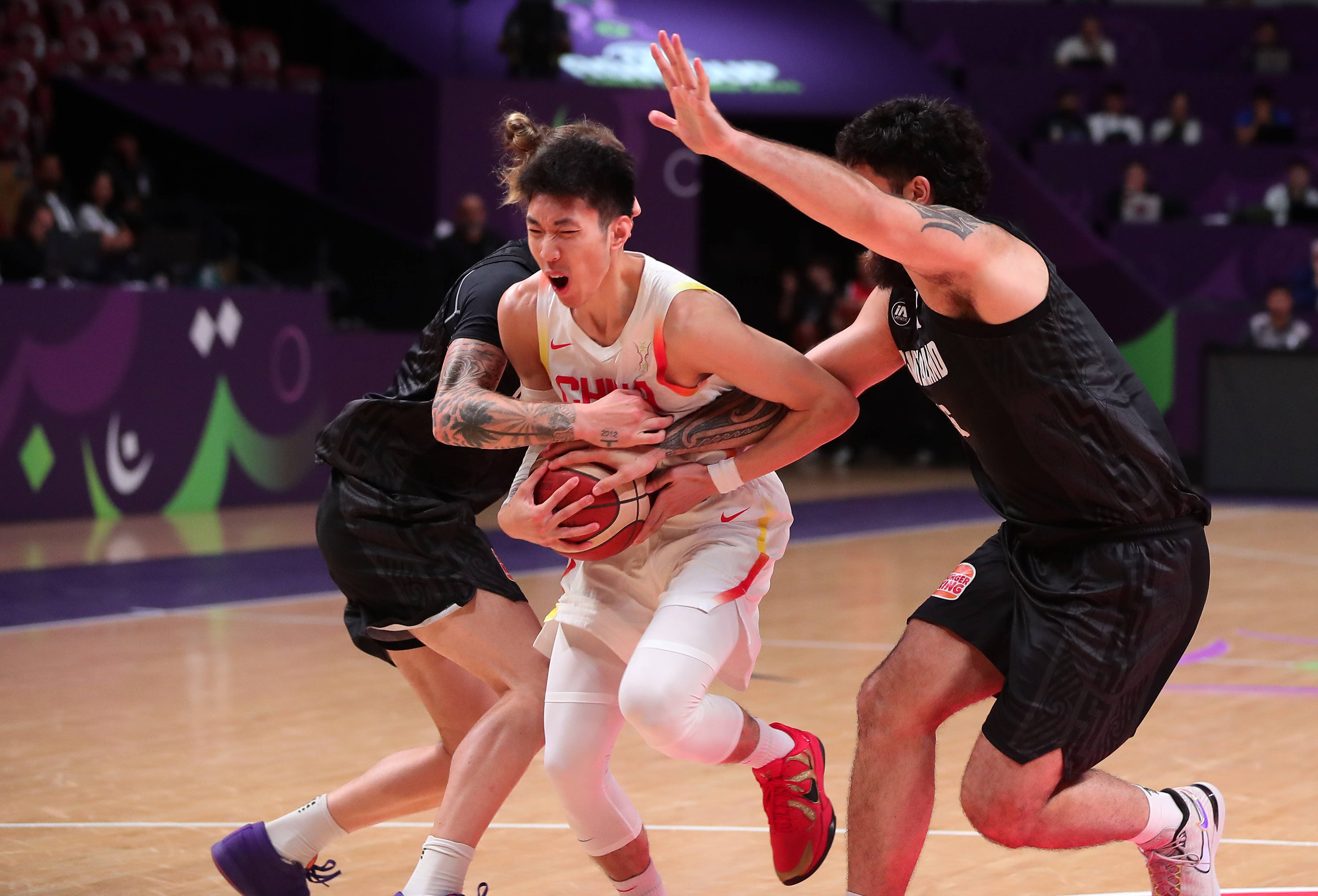 英雄资料-包含欧篮联国际比赛日走向成谜，金州勇士豪取连胜，质疑声仍在，医务组通报恢复的词条